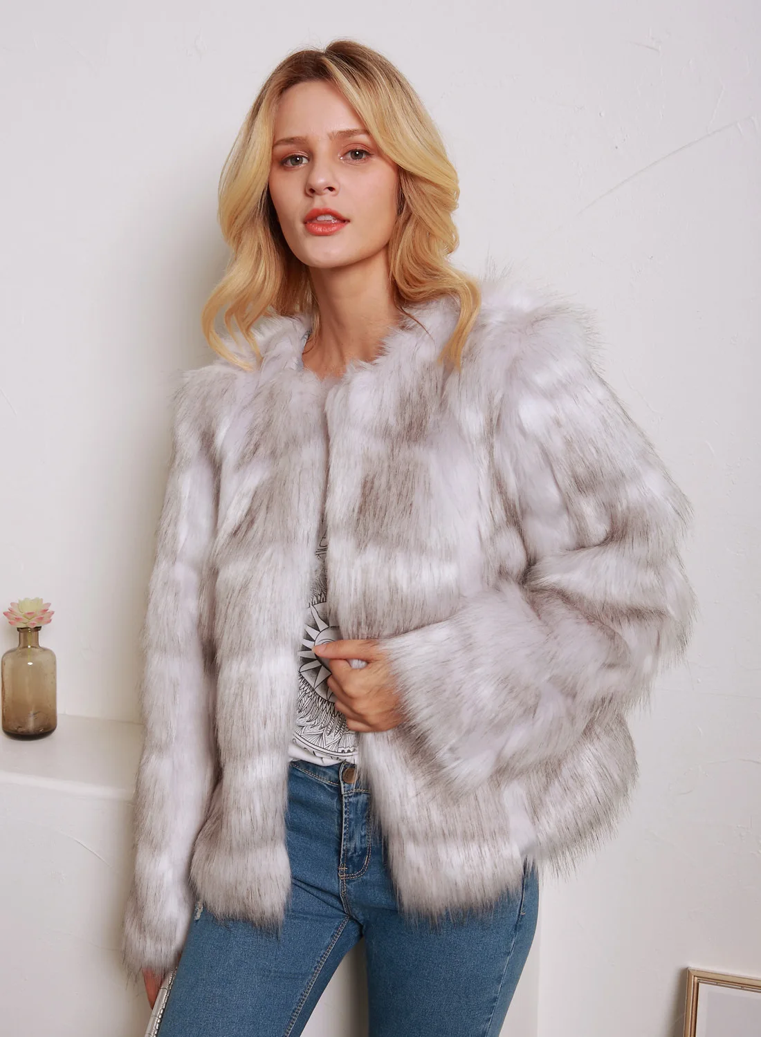 Women's Leather Fur Coat Fashion Short Collarless Faux Fur Coat Women Faux Fur Coat