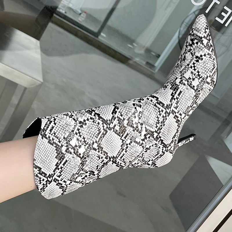 

Fashion Snakeskin Mid-Calf Women Boots Slip On Outdoor Female Casual Heels Shoes Pointed Toe Party Dress Ladies Modern Boots