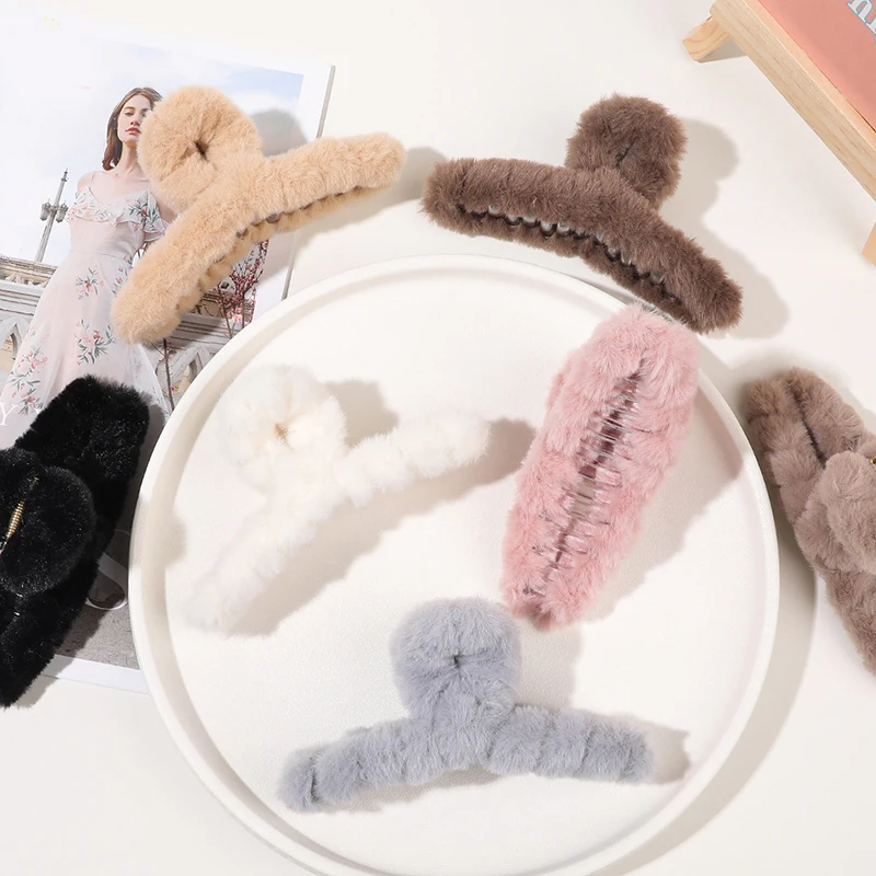 

1pc Winter Plush Hair Claw Elegant Acrylic Hairpins Faux Fur Hair Clip Barrette Crab Headwear For Women Girls Hair Accessories