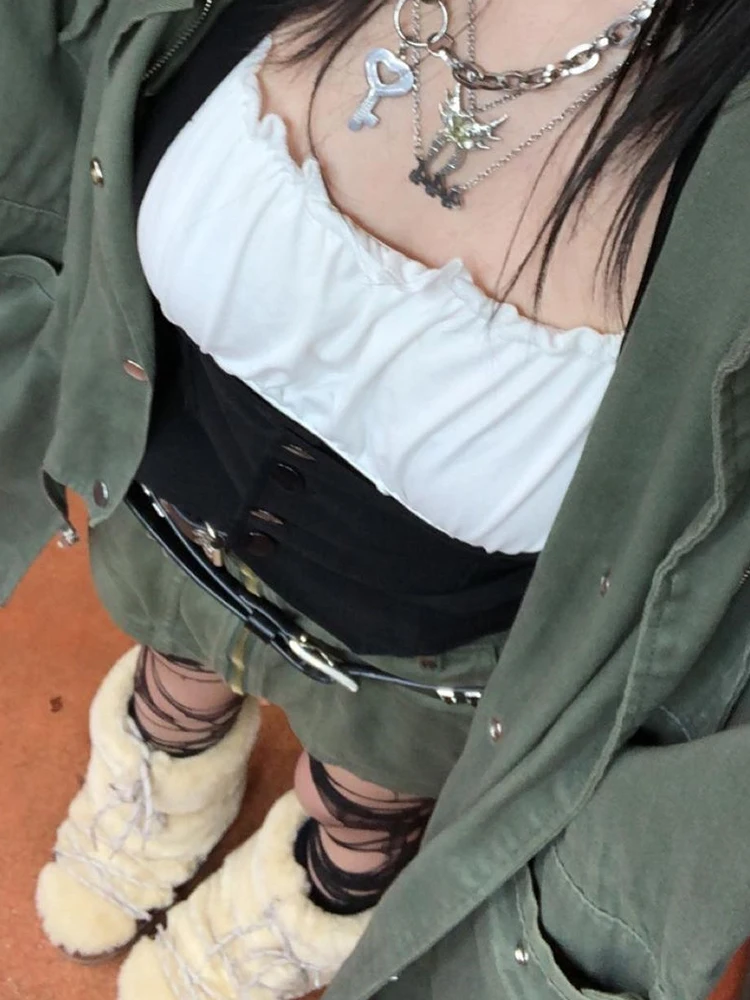 УКОРОЧЕННЫЙ ТОП Rapcopter Y2K с заплатками футболка на пуговицах оборками и длинным