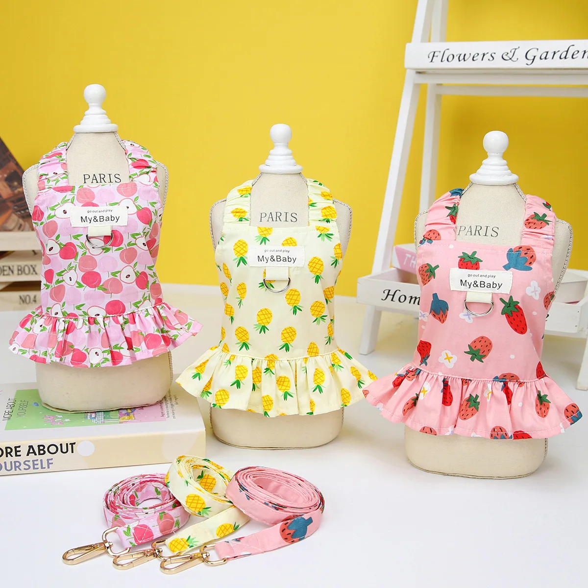 

Spring/summer 2023 Pet Clothes Dog Skirt Teddy Schnauzer Small Dog Fruit Skirt (excluding Rope) pet clothes cat clothes