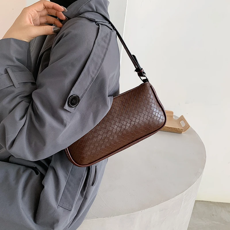 

Weaving Design Luxury Women's Famous Brand Small Underarm Bags Female 2021 Fashion PU Leather Shoulder Crossbody Handbags