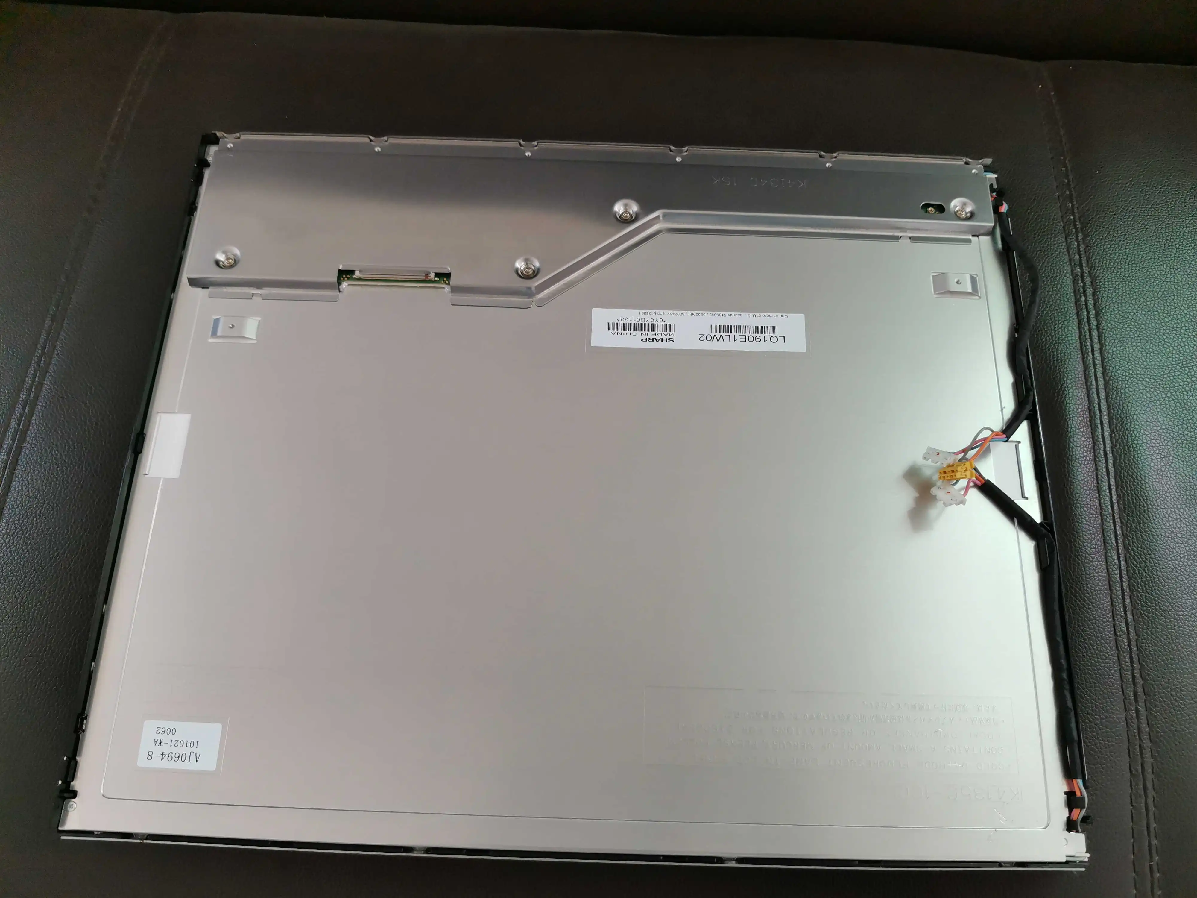 

Original LQ190E1LW02 19'' Inch TFT-LCD Display PANEL