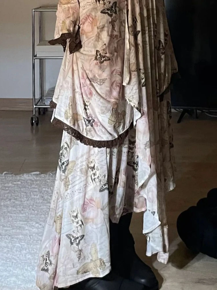 Женское платье с рукавами-бабочками приталенное асимметричное в стиле Харадзюку