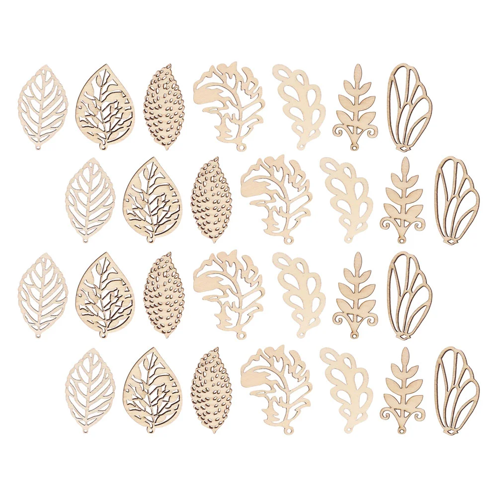 

50Pcs Graffiti Chip Wood Slices Xmas Design Slices Wood Chip for Party Festivcal