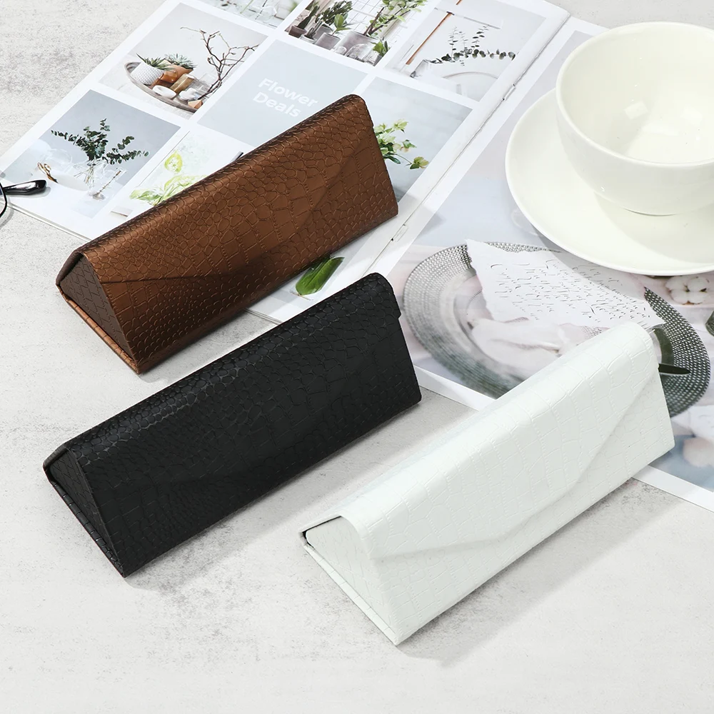 1 шт Горячий чехол для очков в форме треугольника с крокодиловой текстурой, складной, из водонепроницаемого искусственной кожи с мощным магнитом, портативный органайзер для защиты очков