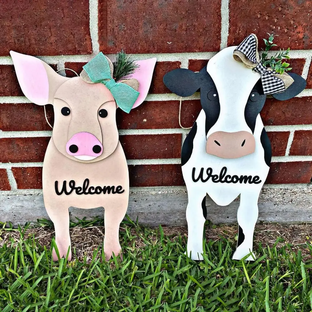 

Home Restaurant Cafe Front Door Hangings Wooden Pig Calf Dairy Cow Farmhouse Wreath Welcome Door Signs