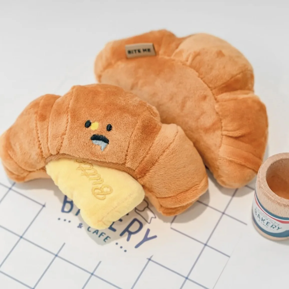 Croissant Hide Food Sniffing Toys Relieve Boredom Funny Sounding Plush Toys Bichon Teddy Dog Toys