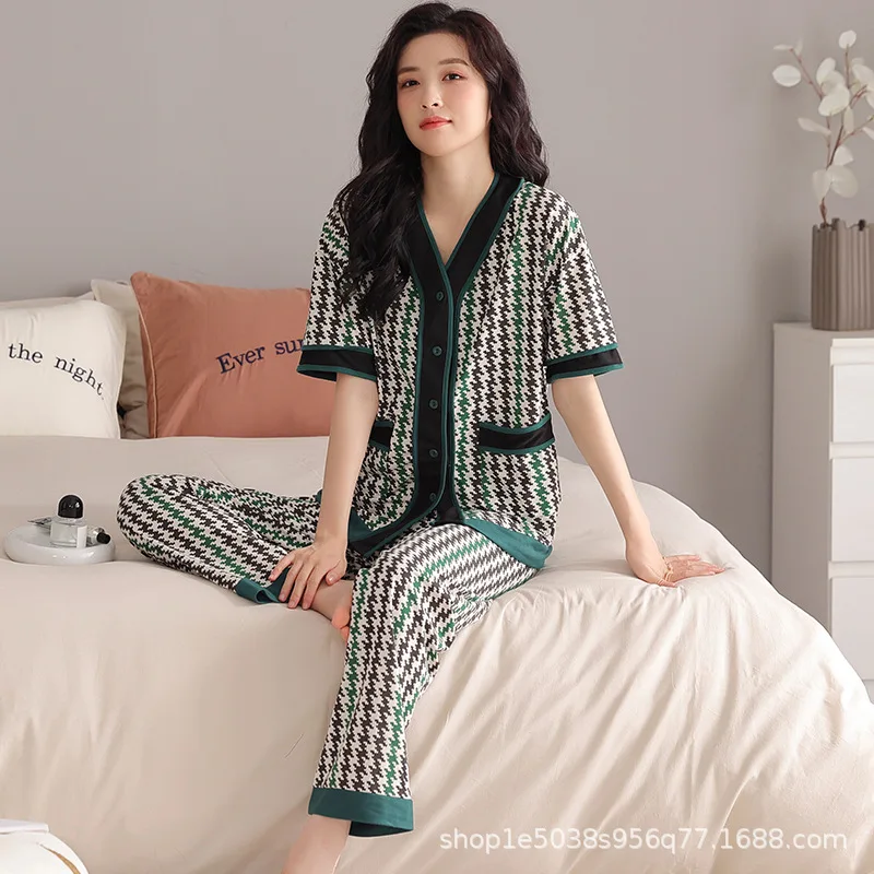 2023 New Pajamas for Women's Summer Thin Houndstooth Short-sleeved Trousers Soft Home Service Two-piece Suit Can Be Worn Outside