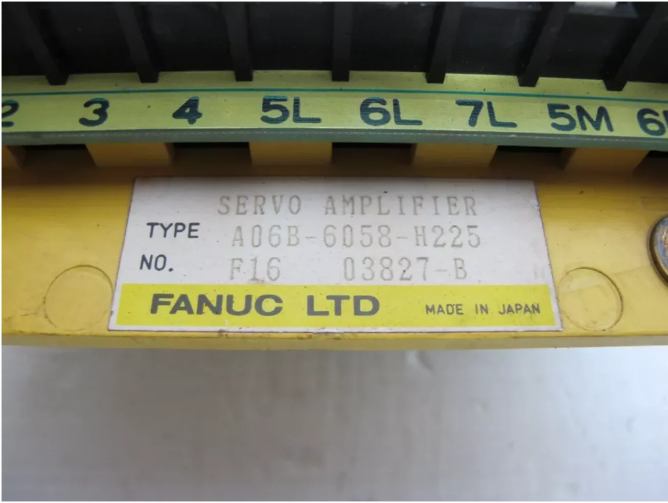 Фонарь с сервоприводом от Fanuc проверка модуля OK A06B 6058 H225
