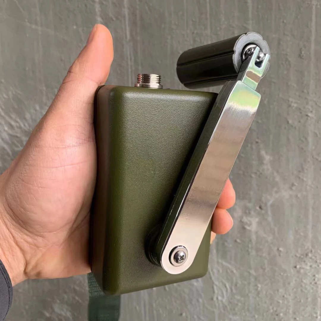 Аварийная мощность ручной генератор 30 Вт/28 В постоянного тока зарядное