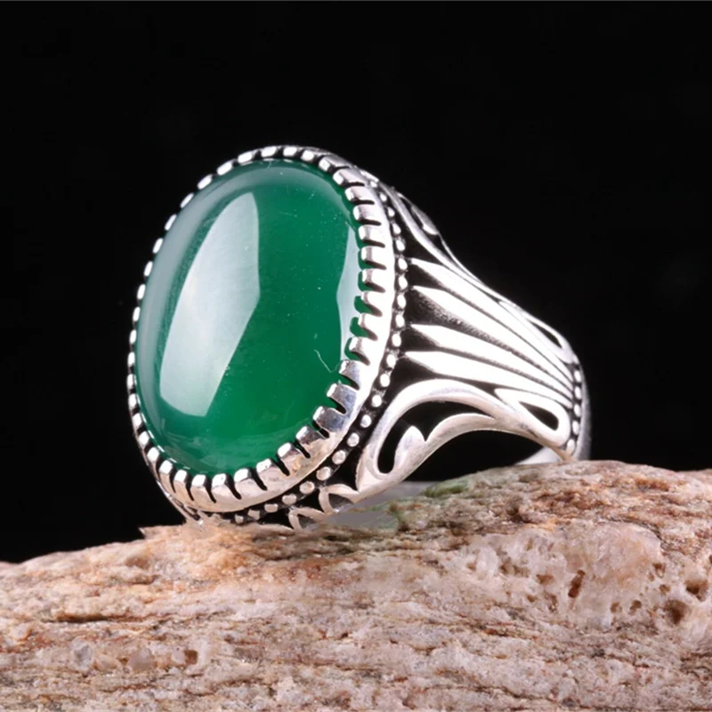 

New Style Inlaid Emerald Men's Ring Personality Retro Domineering Personality Ring To Attend The Banquet Party Jewelry Wholesale
