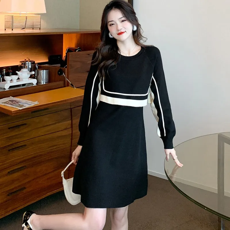 

Осень-зима 2022, платье с круглым вырезом и ощущением дизайна, двойка из искусственных предметов, темпераментная вязка, бесплатная доставка