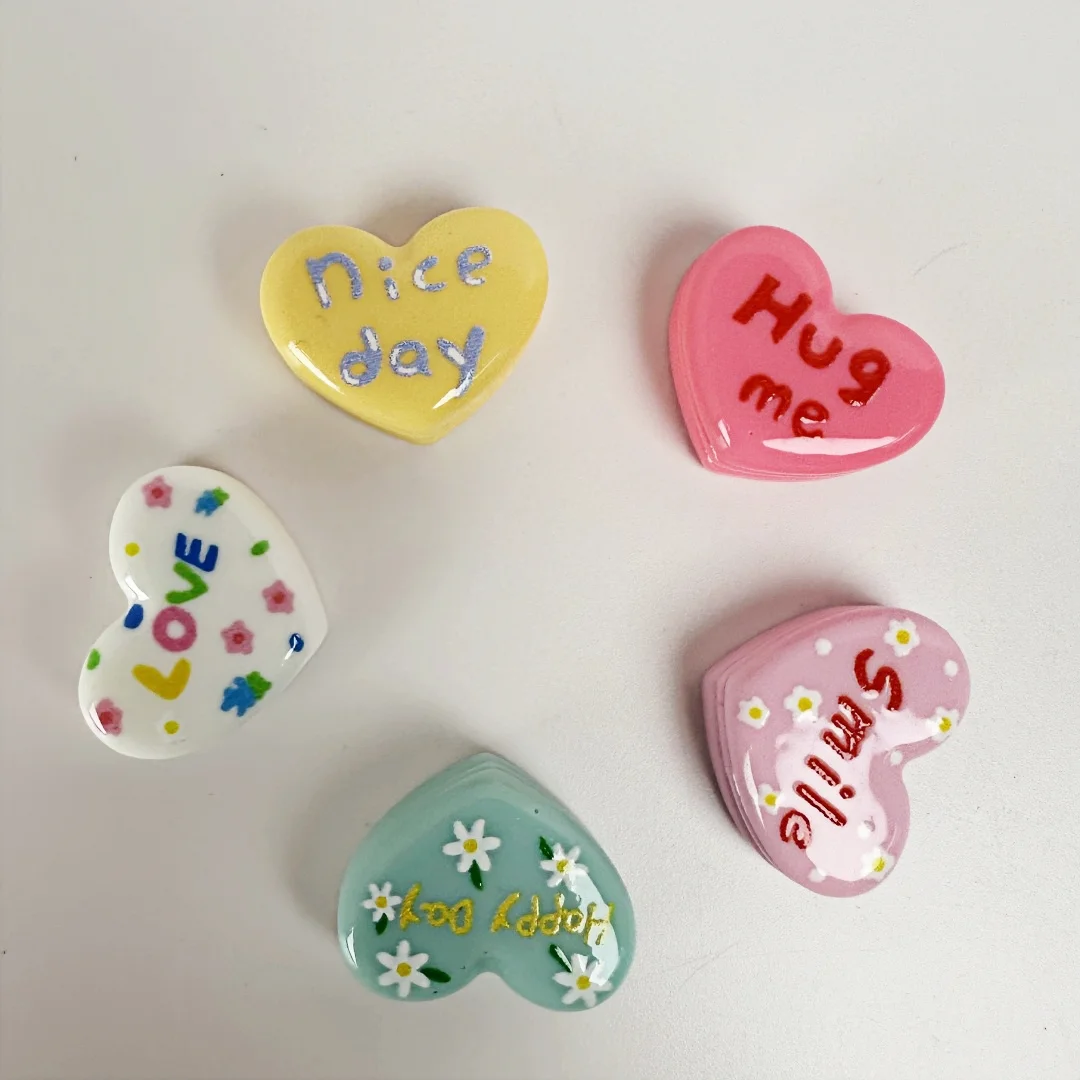 

Набор из 5 декоративных магнитов в форме сердца