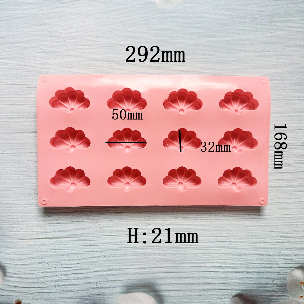 

12 Cavity Leaf Shape Silicone Candy Mold Ice Cube Soap Candle Moulds Sugar Craft Chocolate Mould Mini Ice Cream Baking tools