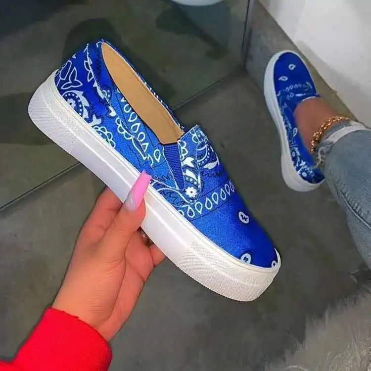 

Spring Autumn New Flat Shoes Women Graffiti Print Loafers Bandana Fashion Sneakers Round Toe Solid Colors Plus Size Mujer Pisos