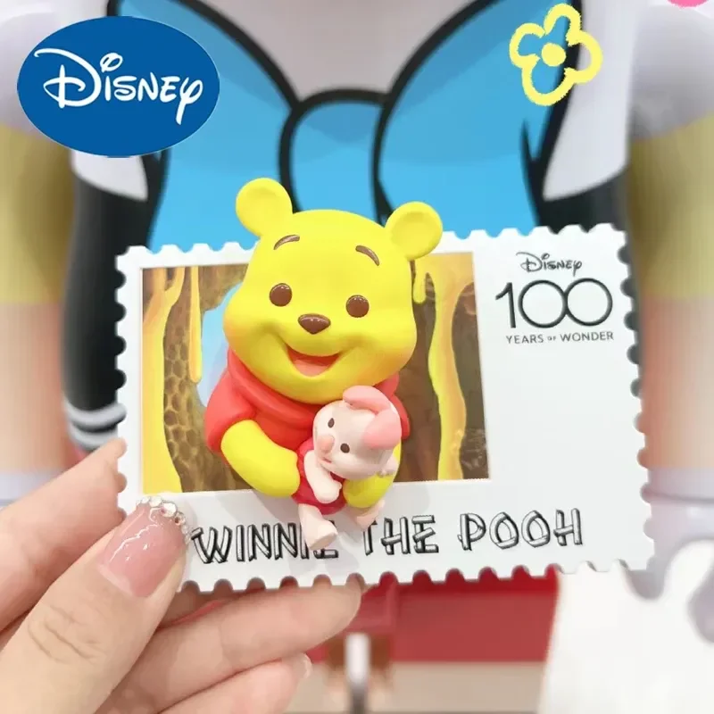 

Фигурка со штампом в стиле ретро Disney на 100 юбилей, Микки Маус, Стич, пух, наклейка на холодильник, модель куклы, семейный подарок на Рождество
