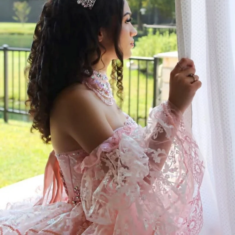 Фото Блестящее синее платье Quinceanera с блестками и кристаллами, цветочная наклейка, кружевное многослойное платье с длинным хвостом и бантом, Vestidos De 15, Quinceanera ﻿ Настроить №2