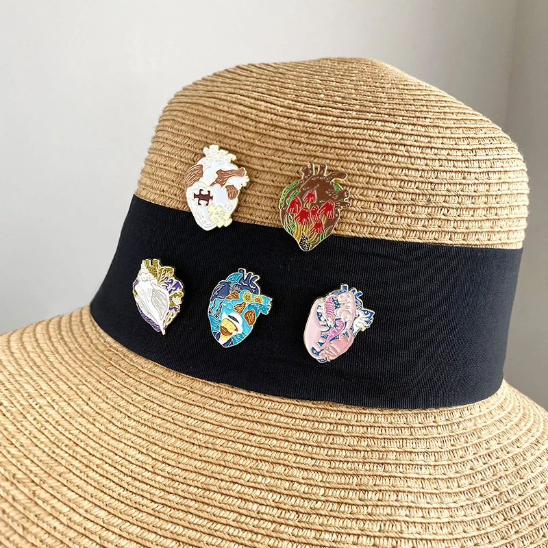 

Art Heart Oil Painting Brooch Colorful Heart Enamel Pins Mushroom Oil Painting Puzzle Dinosaur Conch Laple Badges Organ Jewelry