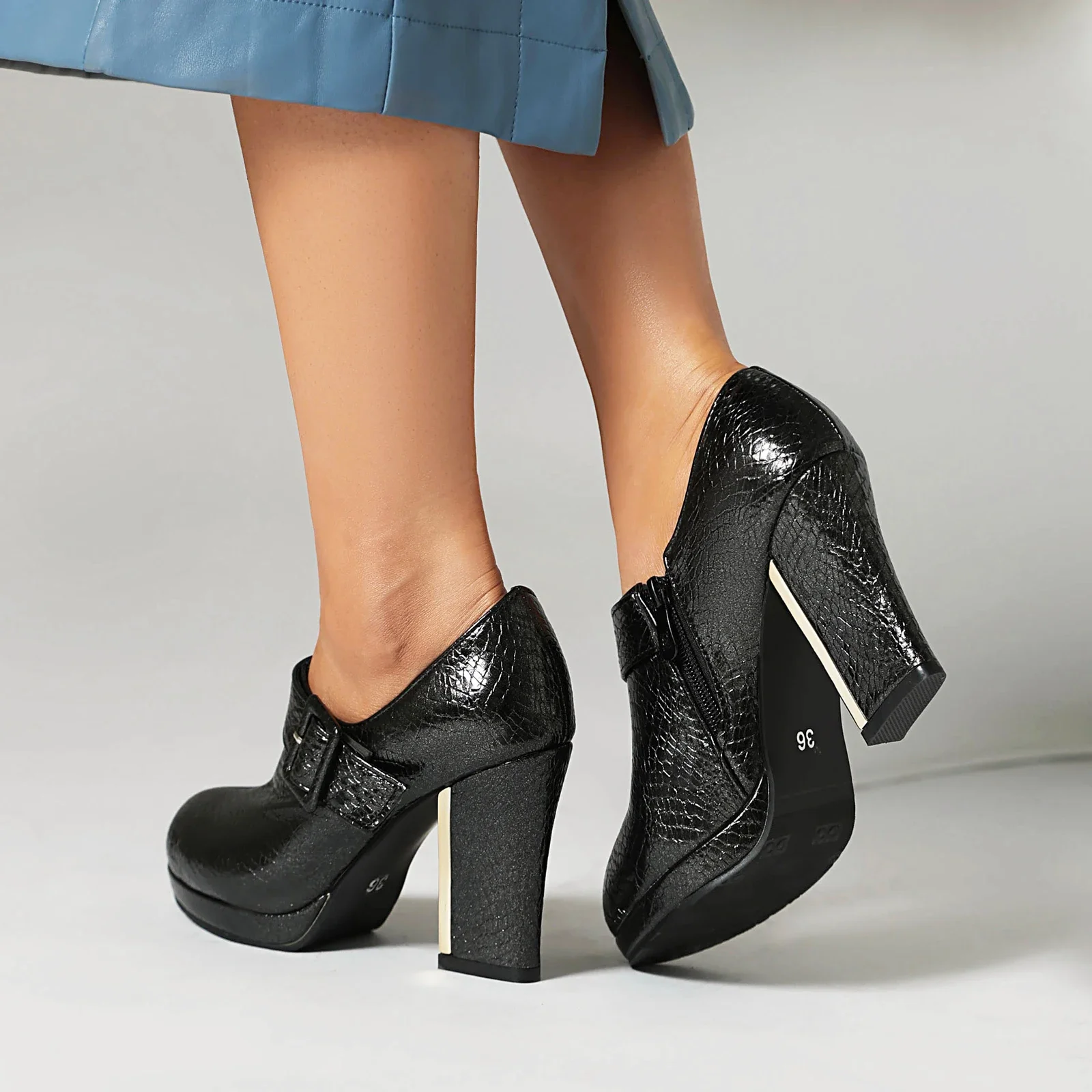 Женские туфли-лодочки со змеиным принтом на высоком каблуке 2024-22 5 см