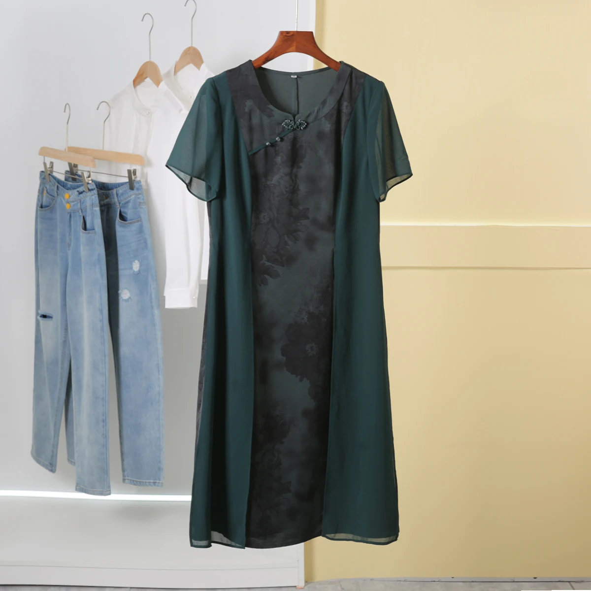 [Серия Love] элегантное свободное улучшенное платье Dongyang в стиле ретро с пряжкой