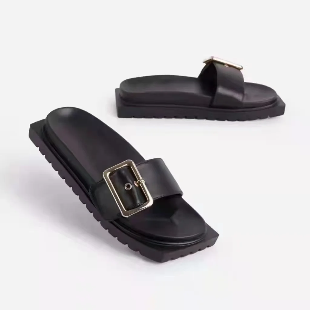 

BLWBYL 2022 NEW Women's Home Antiskid Indoor And Outdoor Slippers Ladies Bathroom Trend Flip Flop Slippers Female Beach Shoes