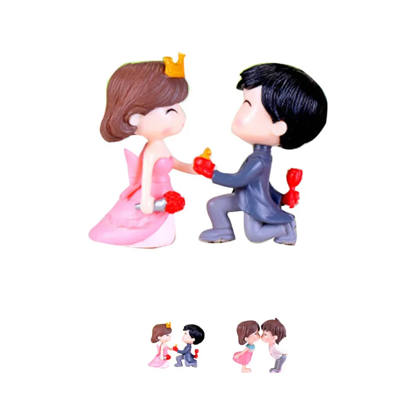 

Миниатюры из ПВХ для невесты, жениха, украшения для свадьбы, влюбленных, свадебные куклы, фигурки с поцелуями для пар, садовые украшения, на с...