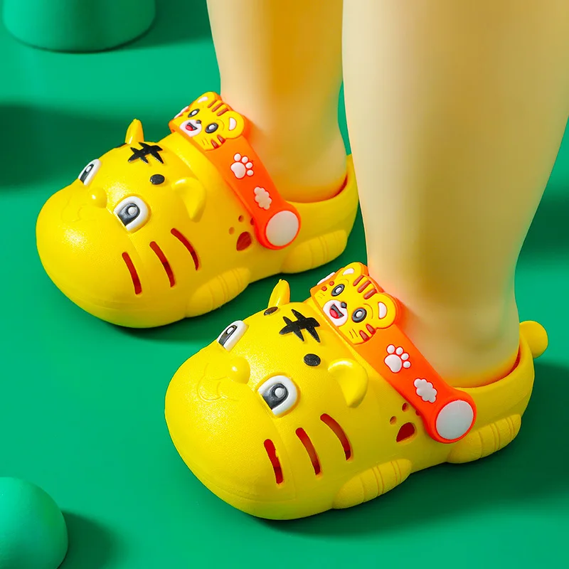 2022 New Baby Slippers Cartoon Tiger Toddler Boy Slide Shoes Summer Outdoor Infant Girls Slippers 0-3 Year Kids Non-slip Sandals