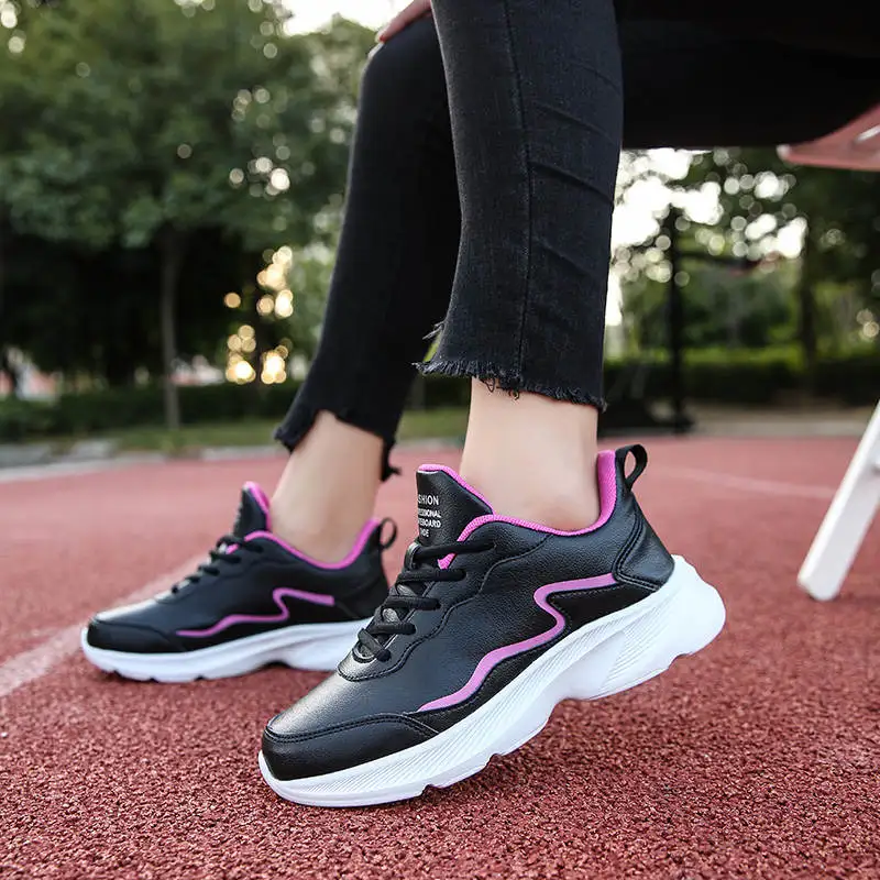

Multi-Colored Red Sports Shoes New Fashion Sneakers Number 8.5 Men's Running Sport Shoes Men's Original Running Shoes Tennis