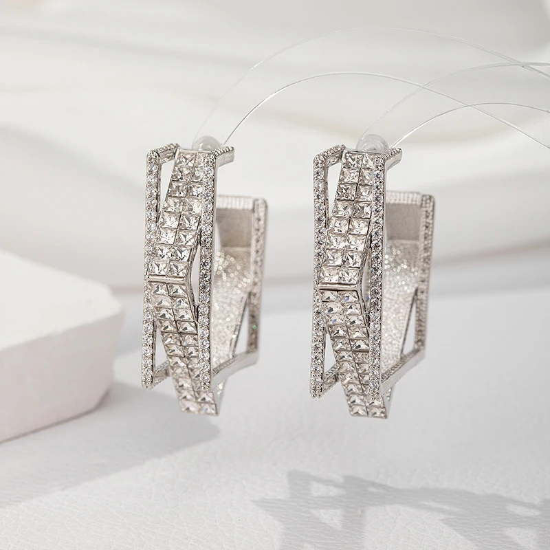 Большие круглые серьги-кольца SENYU с фианитами класса ААА