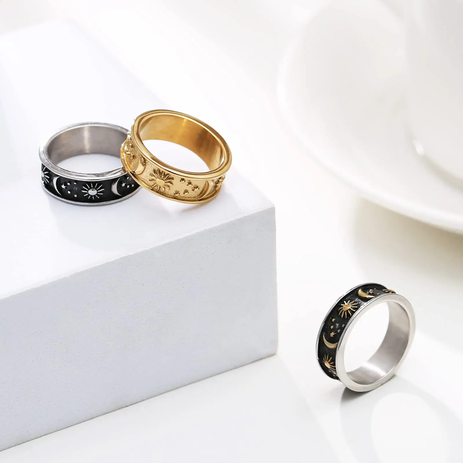 

HZMAN 8mm Moon Star Sun Ring for Women Men Stainless Steel Bohemian Classic Fashion Party Wedding Band Couple Lover Jewelry Gift