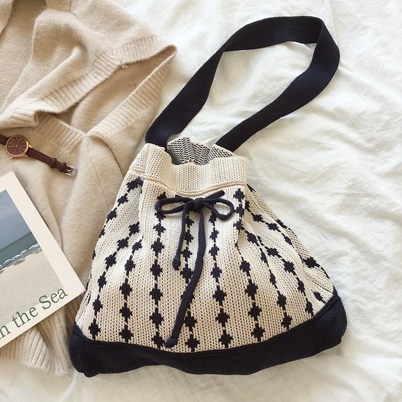 Южная Корея Ins Плед контрастного цвета Сумка-ведро Вязаная сумка на плечо
