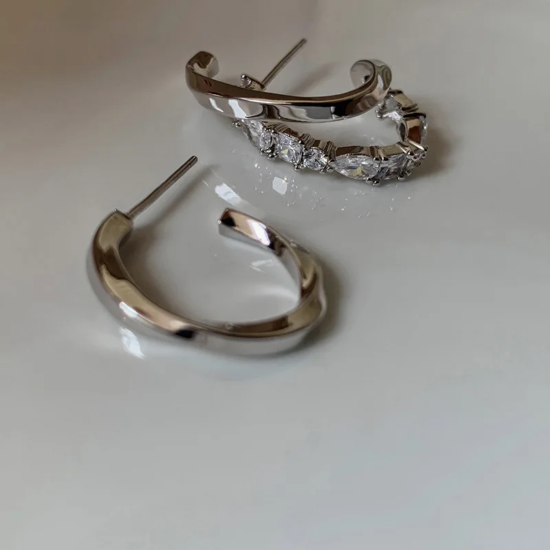 

Asymmetrical Geometric Earrings Women's New French Rhinestone Circle Earrings 14k Gold Hoops Earings Real Gold Luxury Jewelry