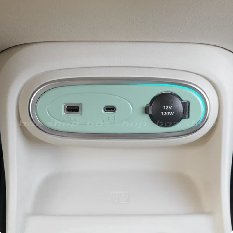 Зарядная панель декоративная наклейка для ORA 03 2023 2024 автомобильная USB-панель