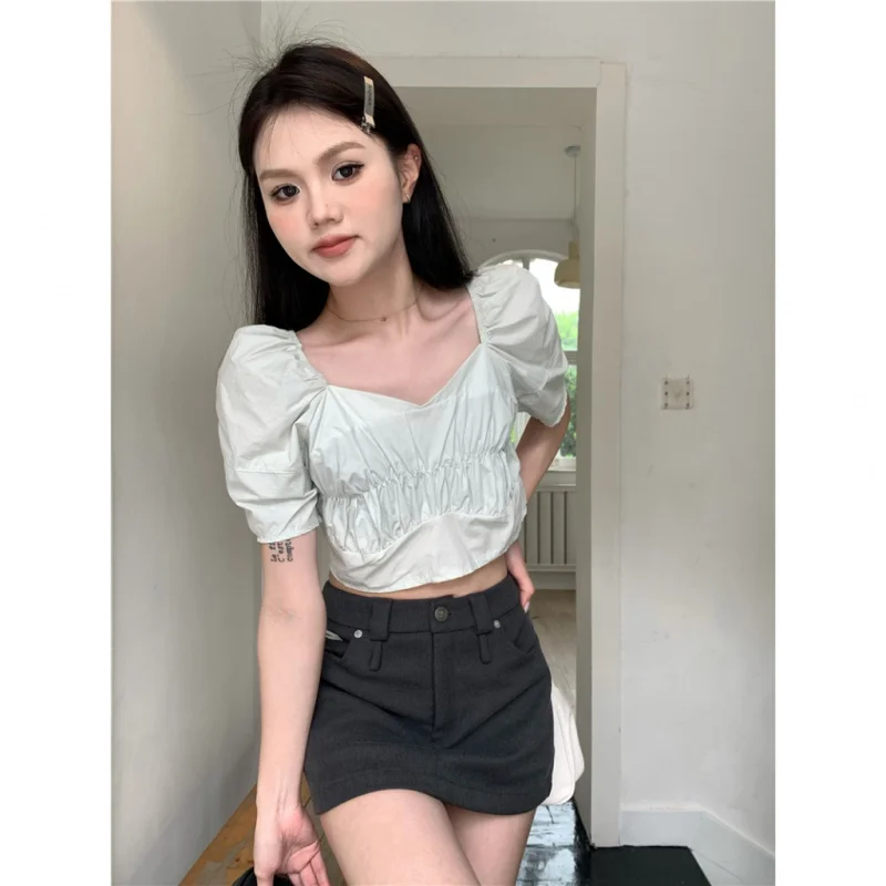 

French pleated bubble sleeved shirt short top