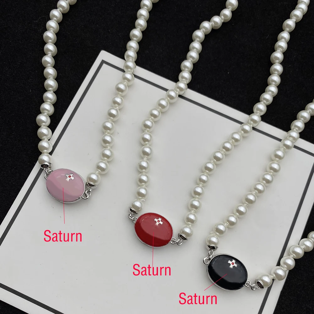 

2023 New VW Necklace for Women Saturn Pearl strand Retro Luxury Design Brand Ladies Charm Chain Jewelry Gift free shipping items