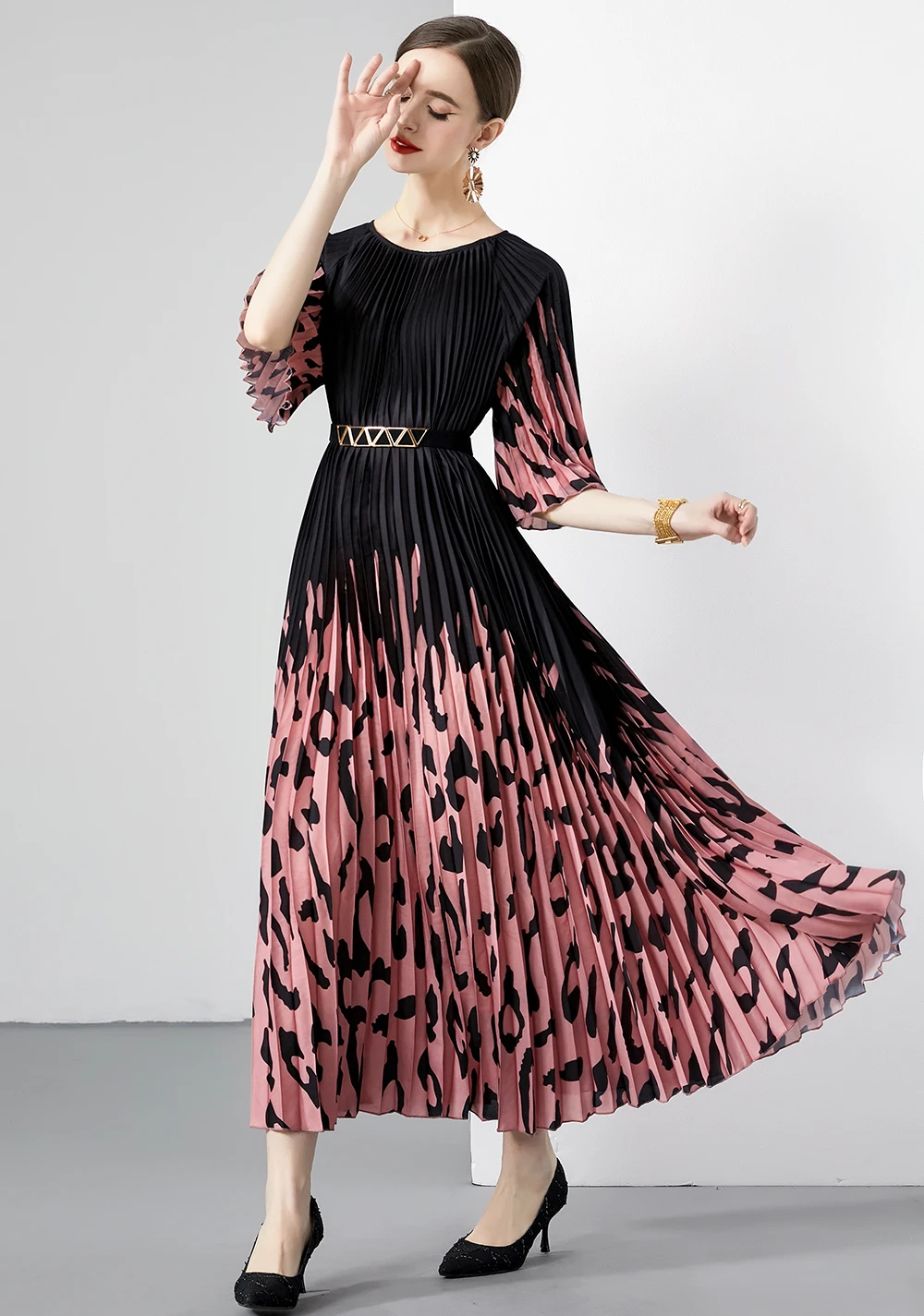 Pleated French Dress Women's Spring and Autumn 2023 Hepburn Style Fashion Printing gradient Long Dress