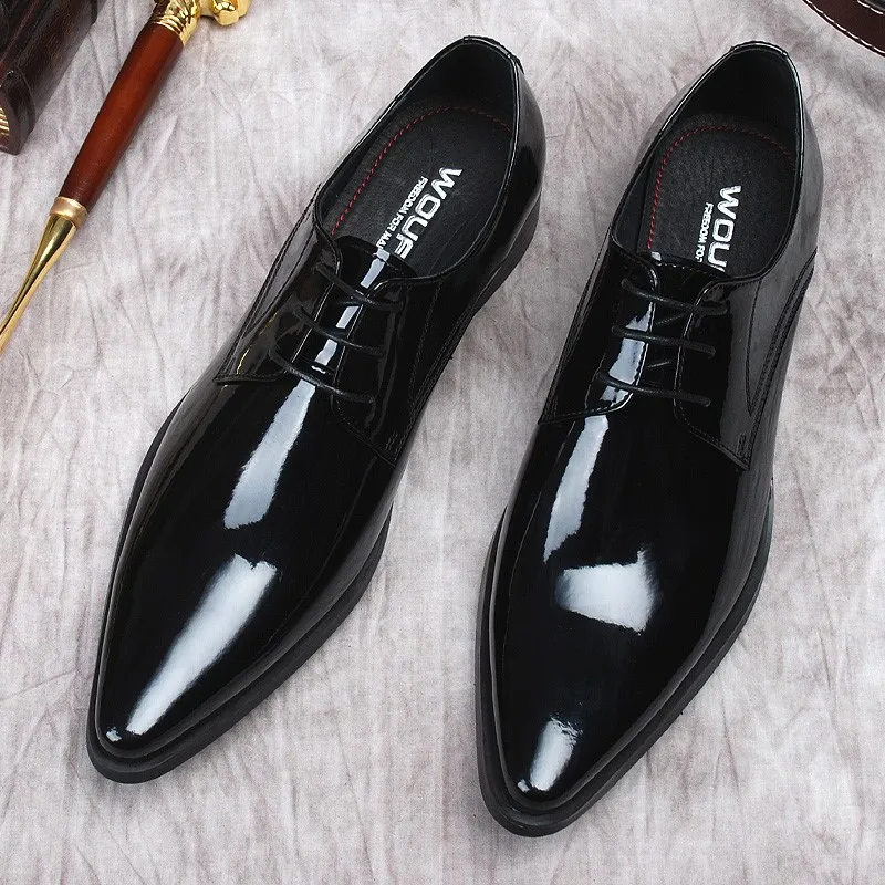 

Lace Up Paint Shoes Italian Mens Dress Shoes Genuine Leather Black oxfords Men Wedding Shoes Party Whole Cut Formal Shoe For Men