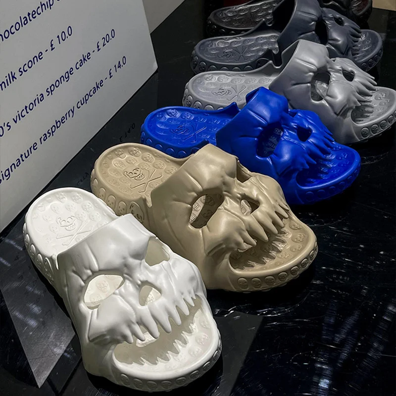 

2023 New Skull Slides Women Slipper Summer for Women Men Soft EVA Could Slipper Flat Unisex Beach Sandals Couple Fun Flip Flops