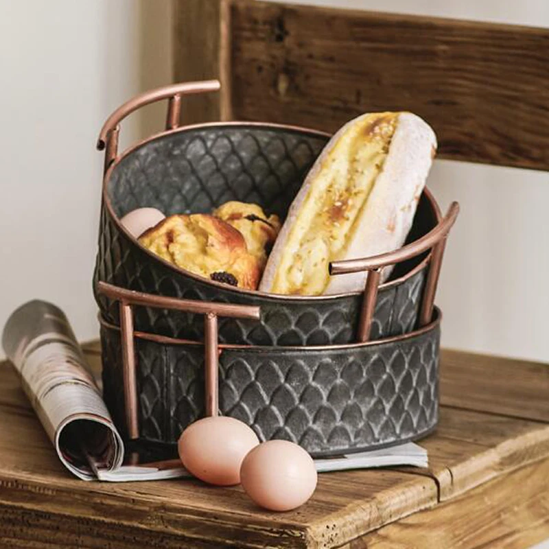 Поднос ручной работы из кованого металла в стиле ретро для хранения еды чая хлеба