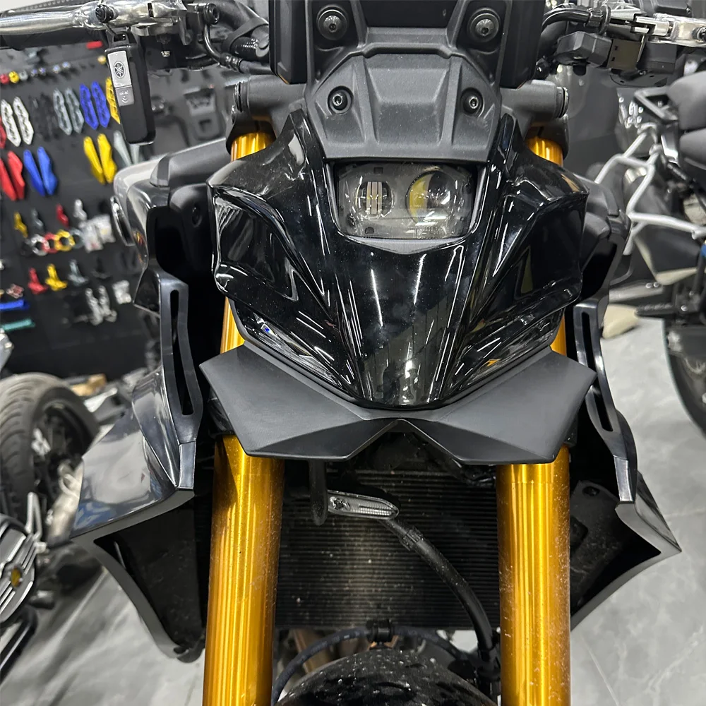 Фото YAMAHA MT-09 / SP (2024-2025-2026 Gen 4) – Аэродинамическое крыло GP и передний нижний спойлер – Улучшает аэродинамическое удержание на дороге и стабильность №3