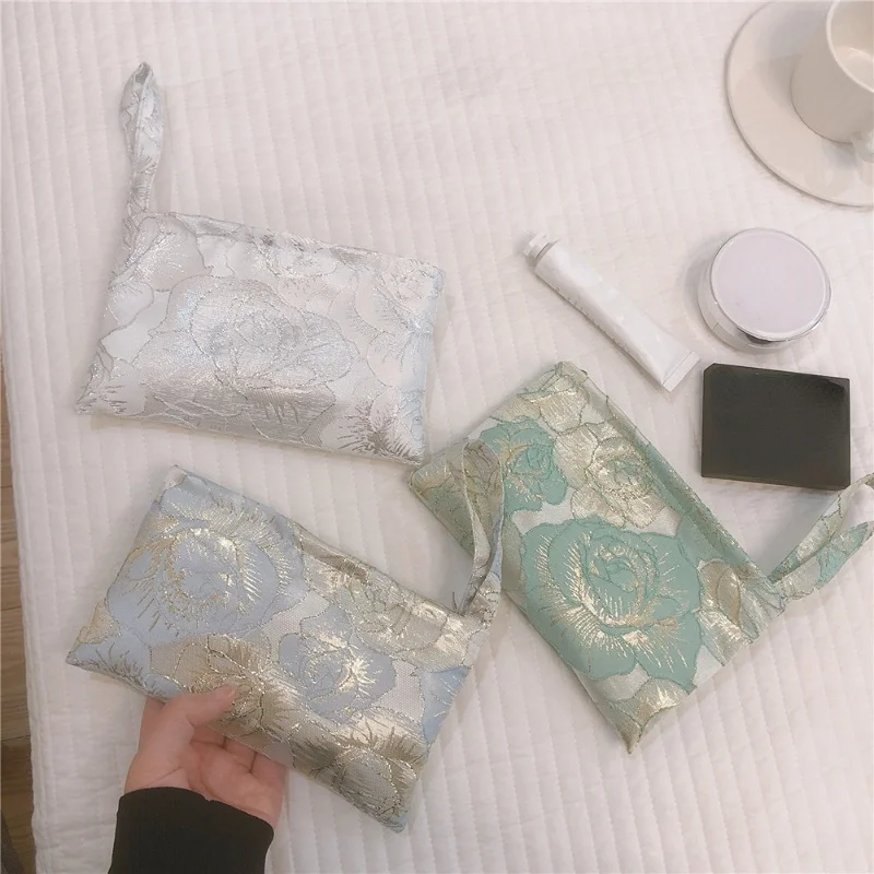 

Женские розовые Серебристые косметички с цветами, маленькие косметички, искусственные деньги, монета, пурпурные дорожные сумки для хранени...