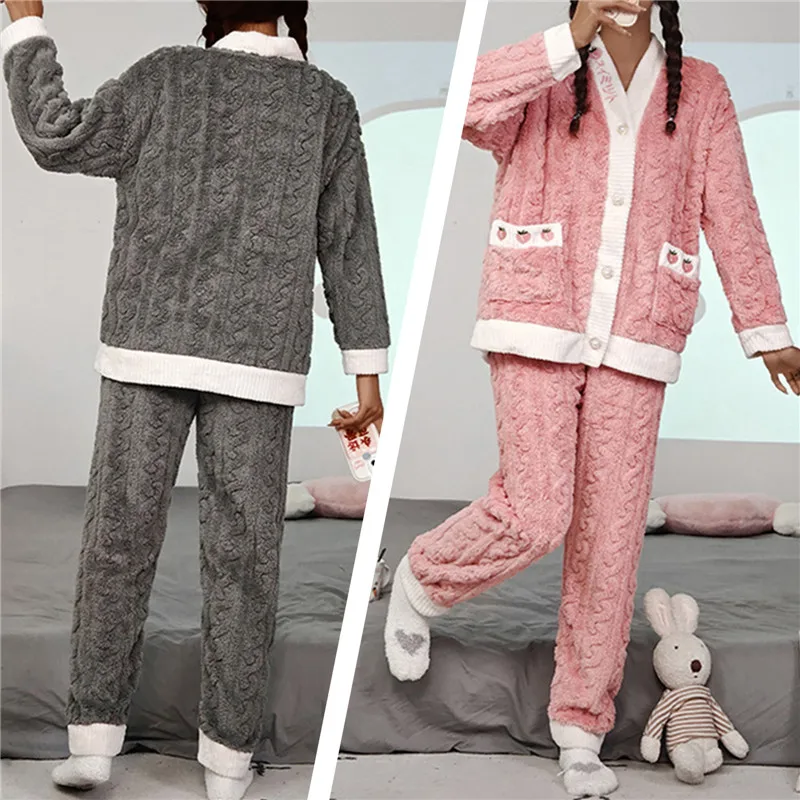 

Women Winter Fleece Pajama Set V-neck Long Sleeve Fashion Warm Casual Cardigan Coral Fleece Strawberry Soft Home Wear Clothes