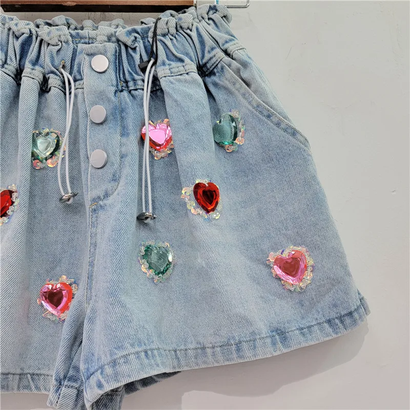 Streetwear Exquisite Rhinestone Beaded Color Heart High Waist Jeans Shorts Loose Slimming Denim Shorts Women Summer Short Pants