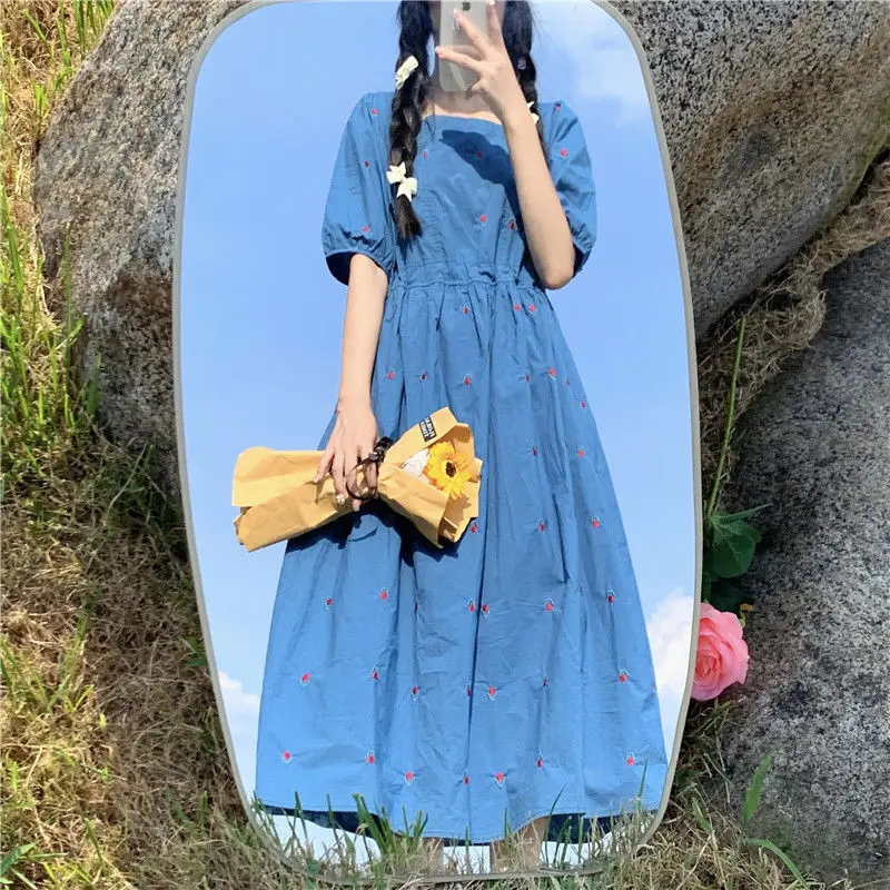 

2022 Summer French Vintage Floral Square Neck Short Sleeve Women Dress New Arrival Casual Harajuku High Waist Long Length Dress