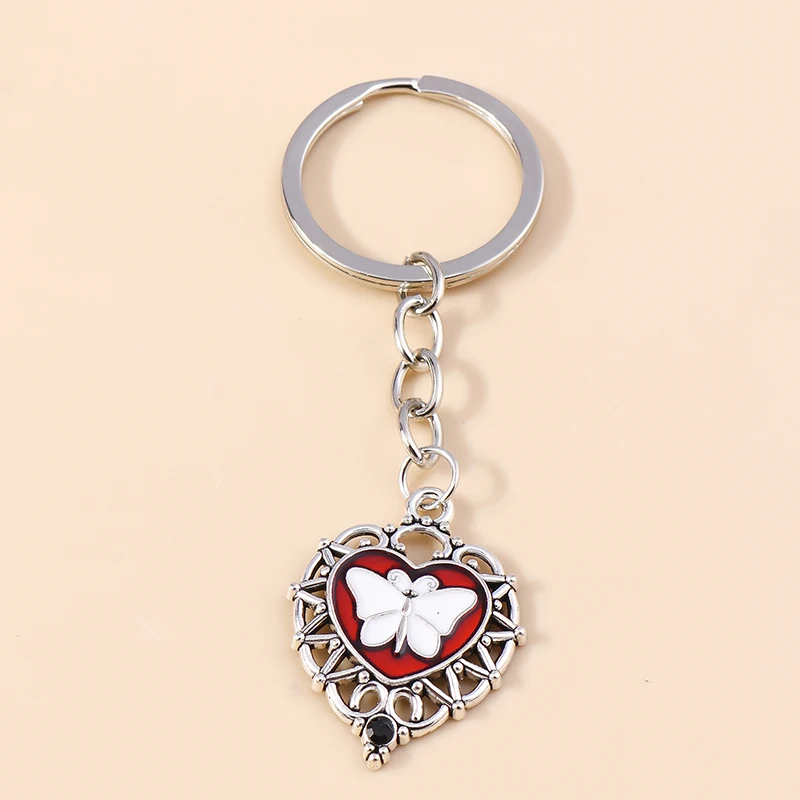 

Vintage Silver Love Heart Keychains for Car Key Souvenir for Women Handbag Pendants Keyrings DIY Accessories Birthday Gift
