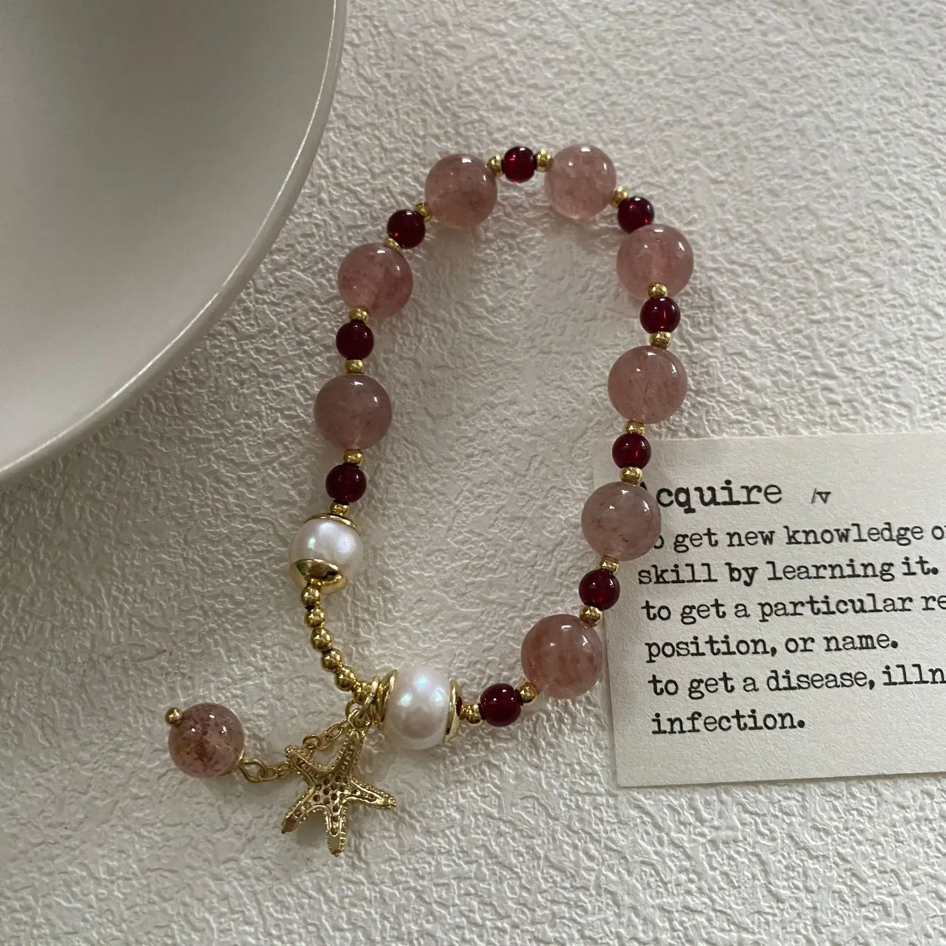 Прямая продажа с фабрики браслет из натурального кристалла клубники женский