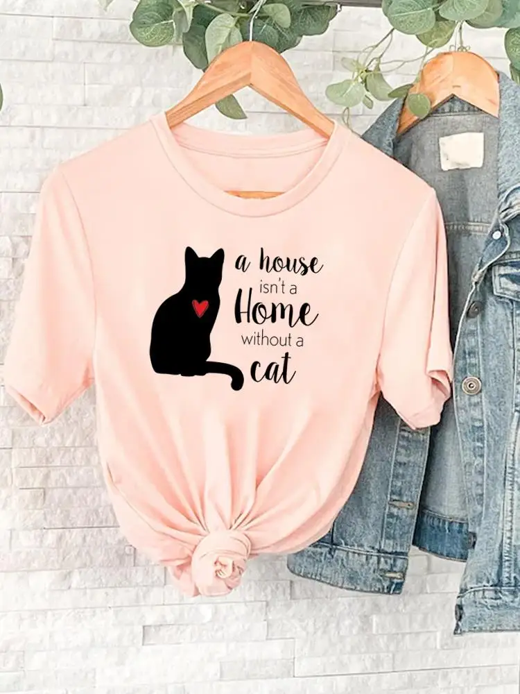 

Женская футболка с принтом в виде кошки, сердца и надписи