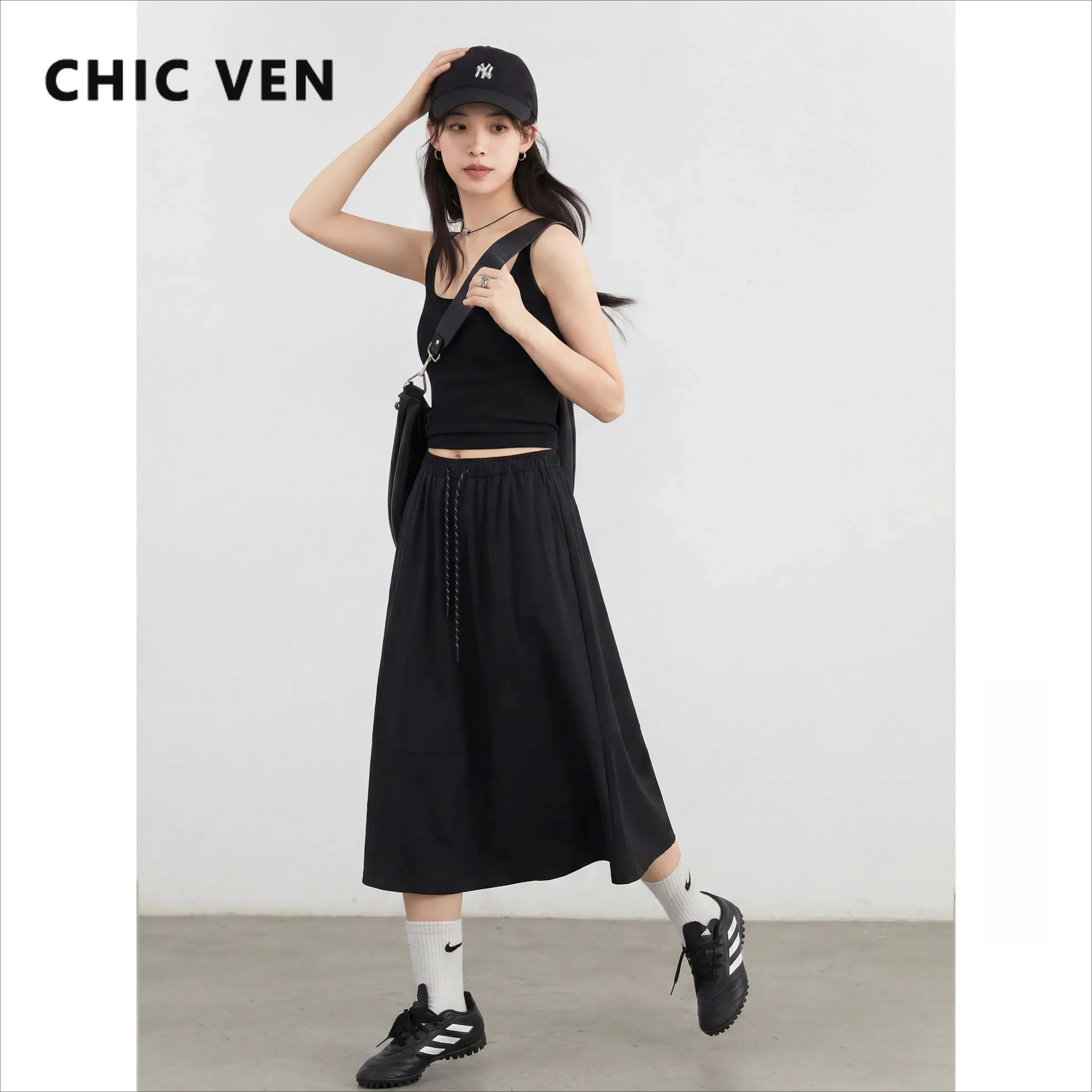 Фото Модная корейская женская длинная юбка-полусолнце CHIC VEN, однотонная, с эластичным поясом и завязками, для девушек, лето 2026 №1
