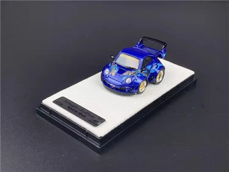 Фото Масштабная модель 1:64, лимитированная серия RWB Egg Car Q-Version, окраска в стиле Dragon Fish, предмет декора для взрослых, игрушка для мальчиков, подарок на день рождения для детей №5